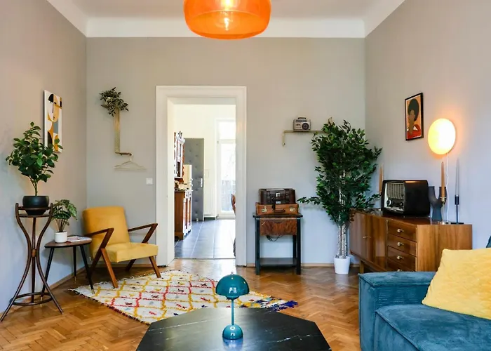 Apartamento Historic Center Boutique 3 - Free Parking - Schlossberg View - By Casa Momo